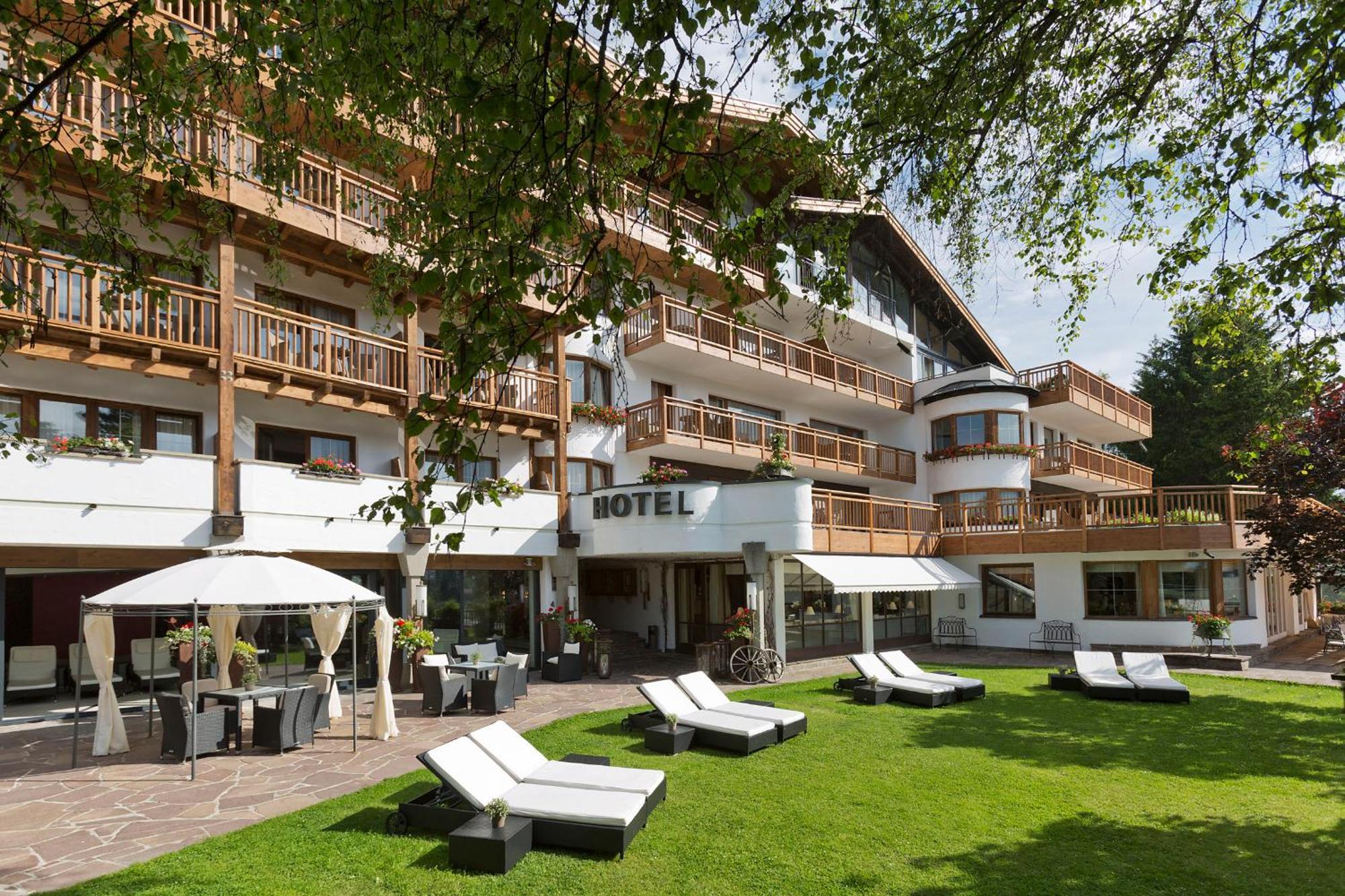 Natur & Spa Hotel Laerchenhof Seefeld in Tirol Exterior foto